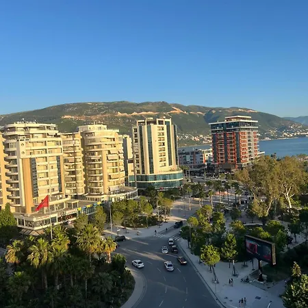 Lungomare M Vlorë